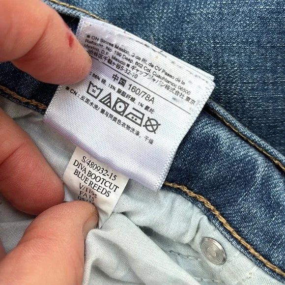 Old Navy Original Mid-Rise Denim Blue Jeans Petite Frayed Hem Distressed 12P - Picture 14 of 16